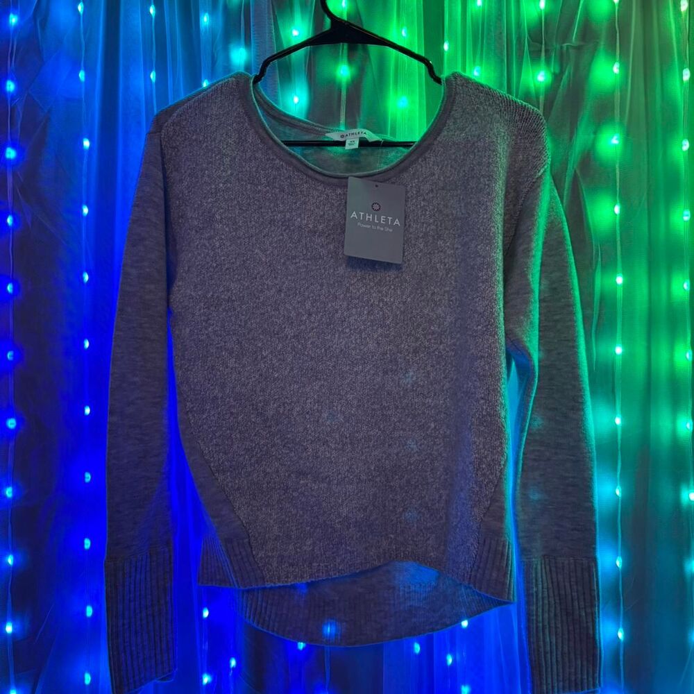 Athleta Women's Grey and Blue Sweatshirt